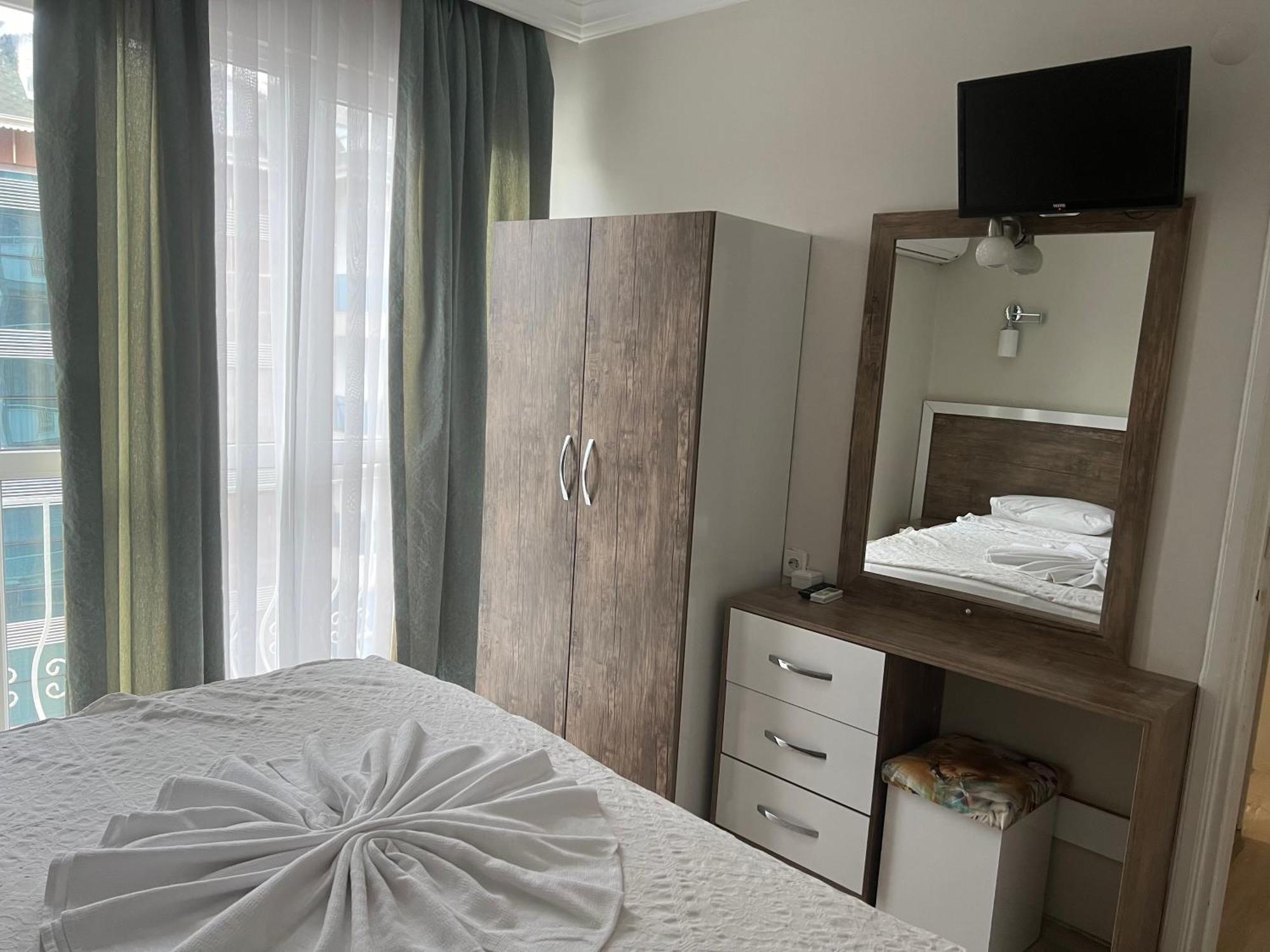 Cleopatra King Hotel apartamentowy